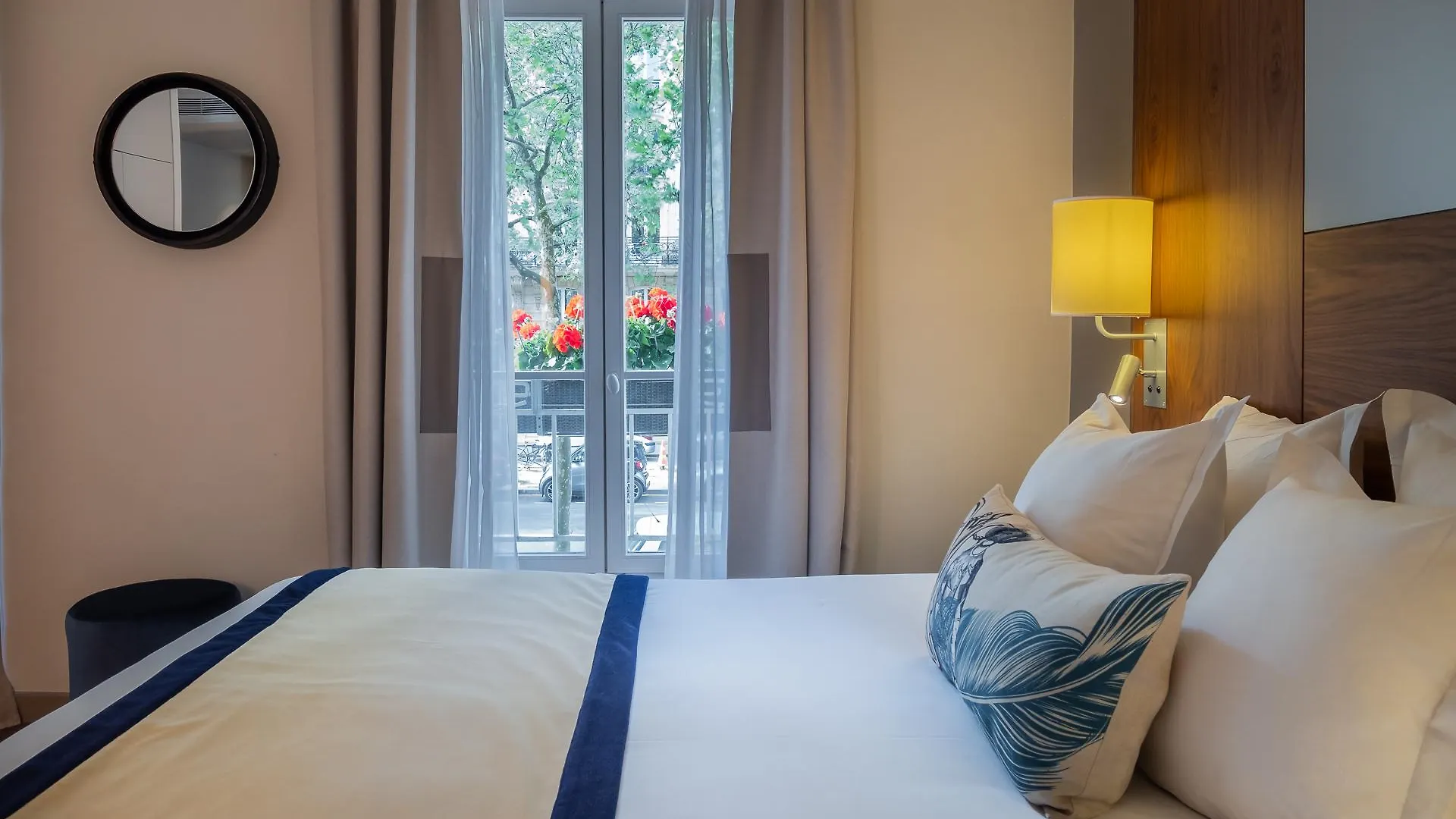 Le Tourville By Inwood 4*