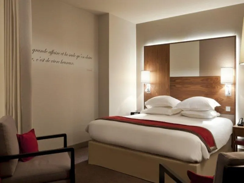 Hotel Le Tourville By Inwood 4*