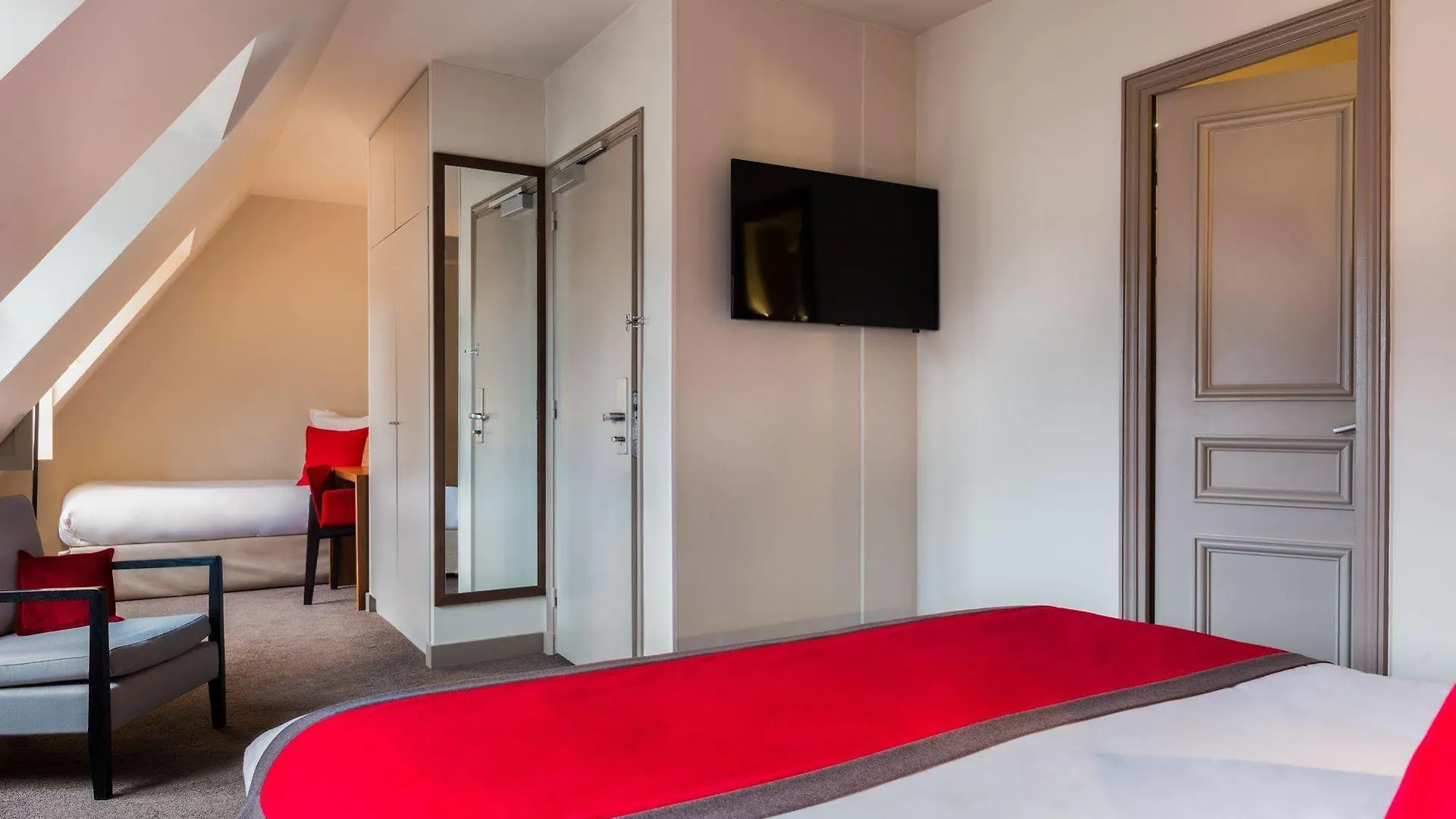 Le Tourville By Inwood Hotel 4*